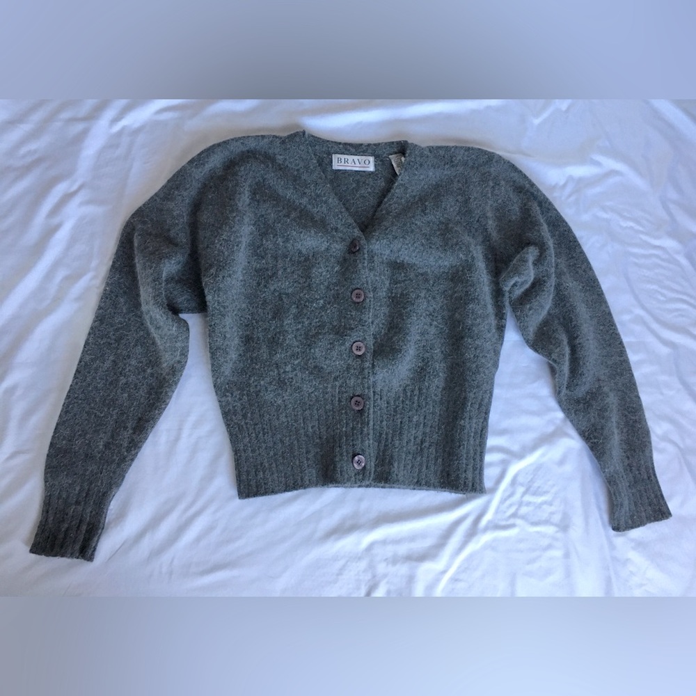 Vintage Gorgeous Bravo warm grey lambswool and angora rabbit hair cardigan. - Picture 2 of 11